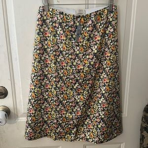 *FINAL* LOFT OUTLET WRAP OVER SATIN FLORAL MIDI SKIRT: GRAY: NWT:SZ XXS PETITE